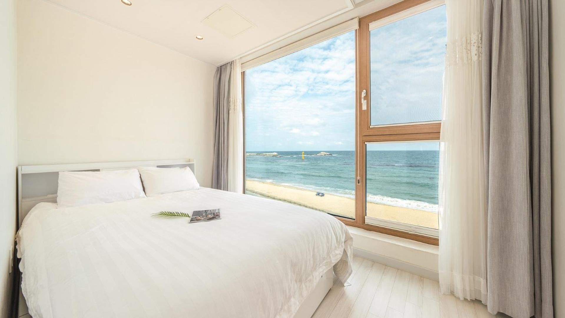 Goseong Littlesquare Oceanview Pension Zewnętrze zdjęcie