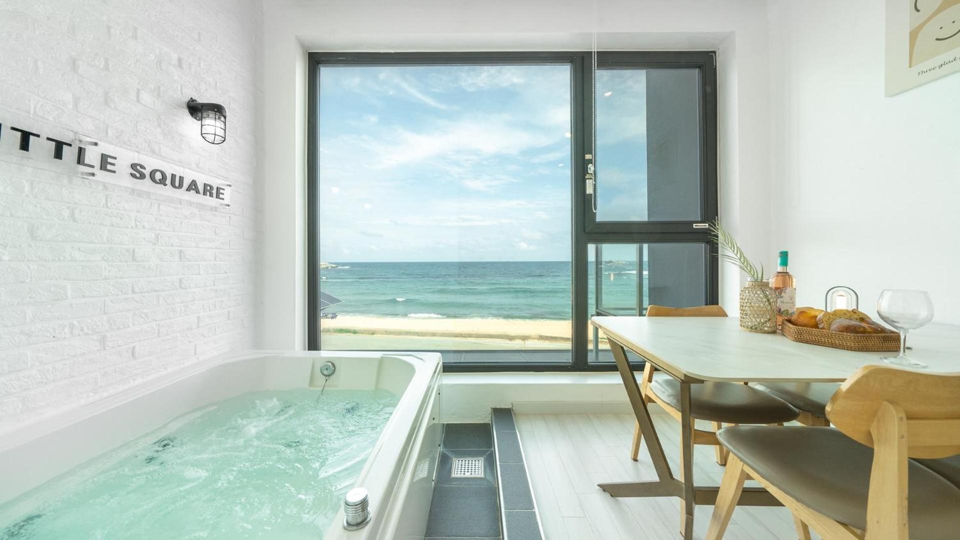 Goseong Littlesquare Oceanview Pension Zewnętrze zdjęcie